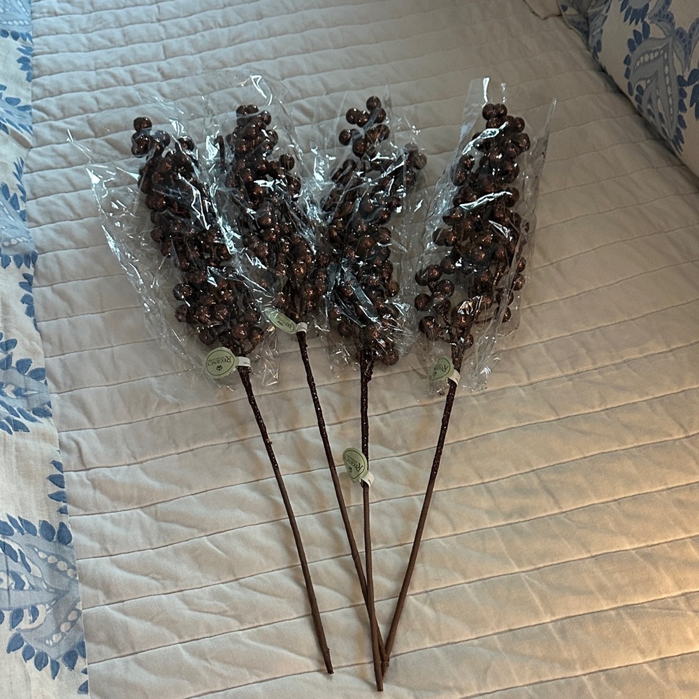 24"Glittered Cluster Berry Spikes/Brown Berry Stems set of 4 NWT